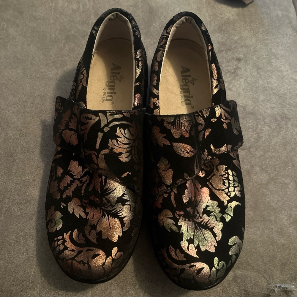 Alegria Black Slip-On Clogs with Iridescent Floral Accents EU41 US 9.5-10